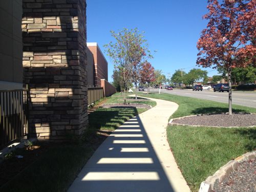 Walking To The “Flagship” Dierbergs & Schnucks Locations In Des Peres, MO – UrbanReview | ST LOUIS