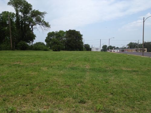 Vast open areas are prime for redevelopment along the proposed streetcar route. This is north of North Market on the west side of North Florissant 