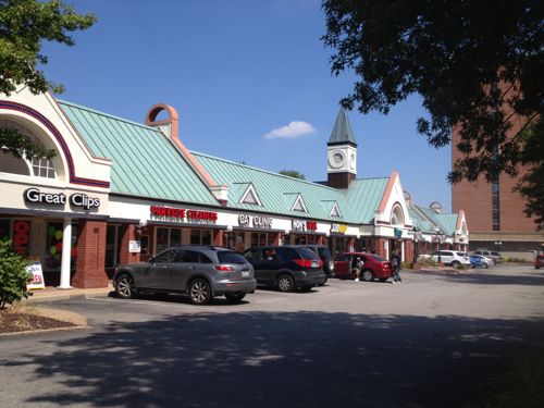 One low-rise strip center exists on the NE corner at Taylor Ave. If the St. Louis Streetcar gets built expect this 1985 building to be replaced with something more dense