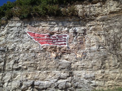 We didn't stop in Alton but we stopped just north to see the Piasa, click image for more info