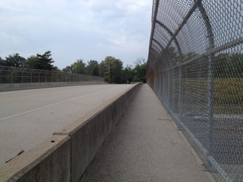 Woodford Way Drive crossing over I-270