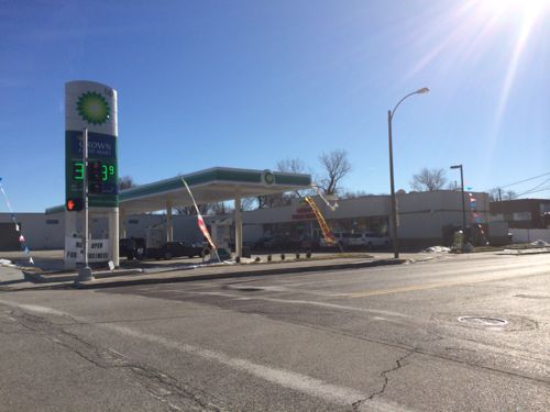 Another Crown Food Mart has opened on MLK, this one is at Vandeventer