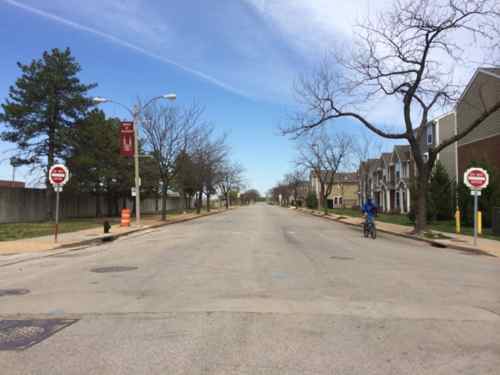 Looking north on 10th St from O'Fallon St, just as wide and useless as 9th 