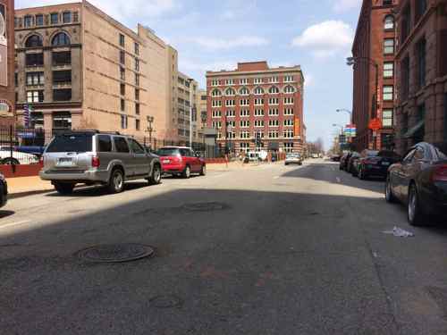 Throughout downtown 11th is an annoying one-way street, parking is allowed on both sides much of the way, including between St. Charles and Washington Ave.