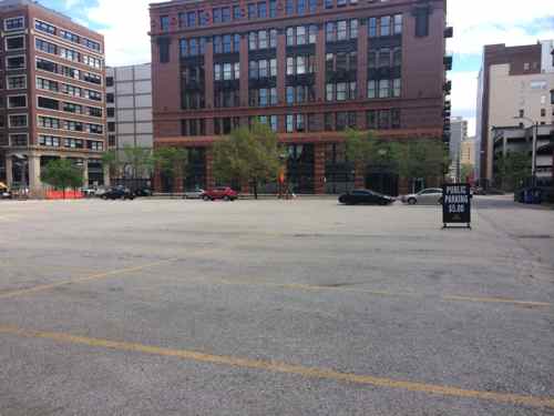 A sign placed in one spot along St. Charles St., few paying customers so far