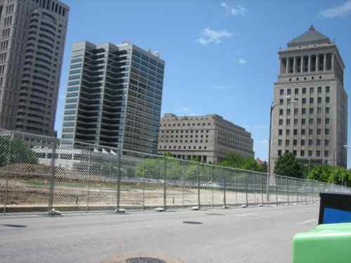 Both blocks were fenced off for more than a year as workers built Citygarden.  Photo date May 17, 2008. 