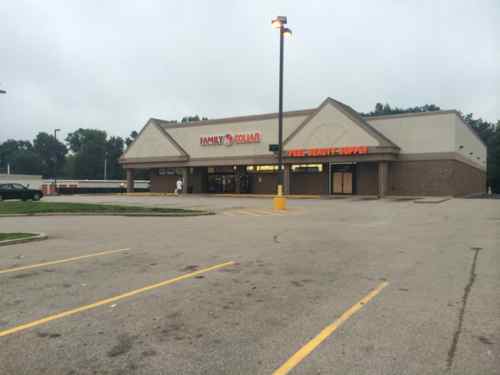 This former Walgreens, built in 1994, is in Ferguson. The credit union next door is 9mostly) in Jennings. 