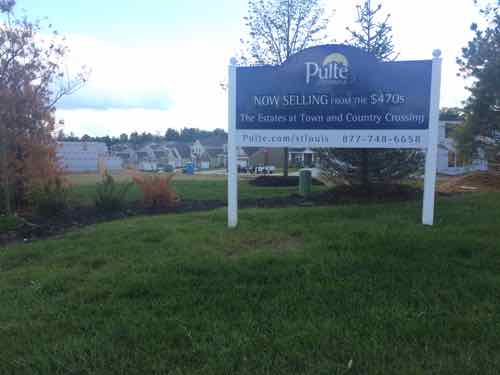 To the immediate west of the Clayton Rd entrance is a new home development.