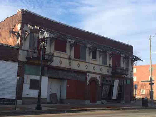 This rather ordinary building on Dr. Martin Luther King, just East of Goodfellow, has pleasing proportions, materials, details. It's in poor condition but I'd hate to see it razed. 