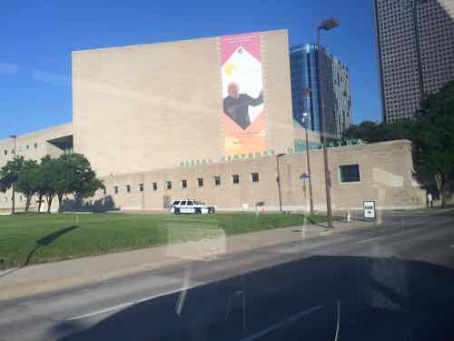26 years after seeing the new building, I passed by Dallas' symphony hall on their free D-Link bus.