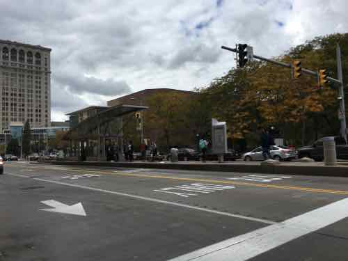 This station serves Westbound bus heading downtown, it allows the bus to get out of the intersection for boarding. 