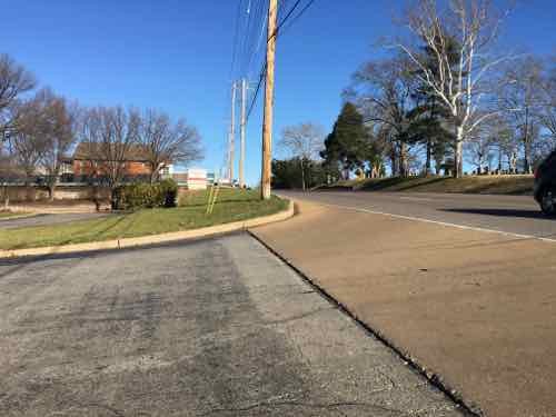 But pulling back out to Lemay Ferry I noticed the curb to the North