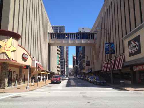 6th Street is awful with a garage on each side 