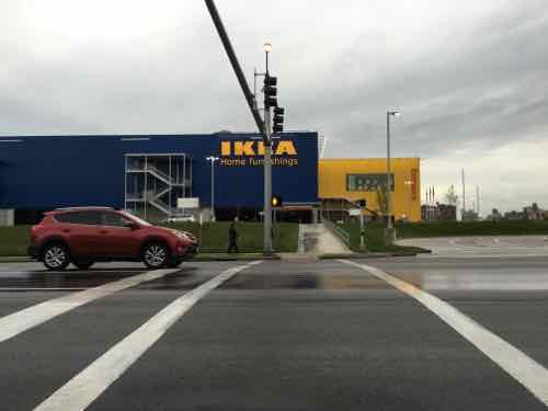 Finally, I can now cross to IKEA. 