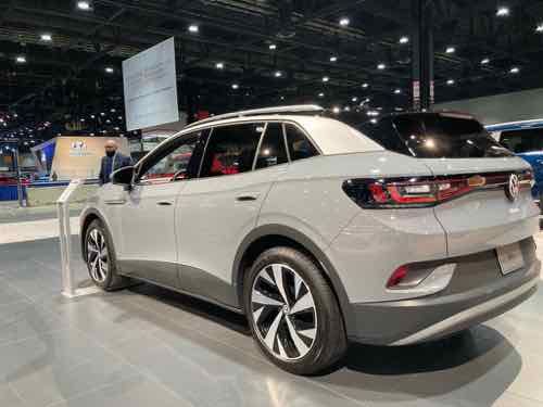 Volkswagen ID.4 BEV crossover 